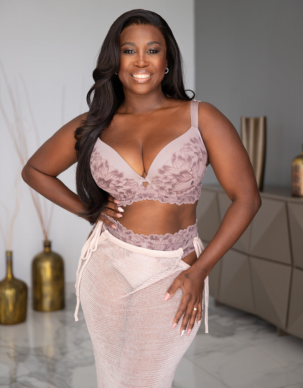 High-Panty "Cha-Cha-Cha" nougat