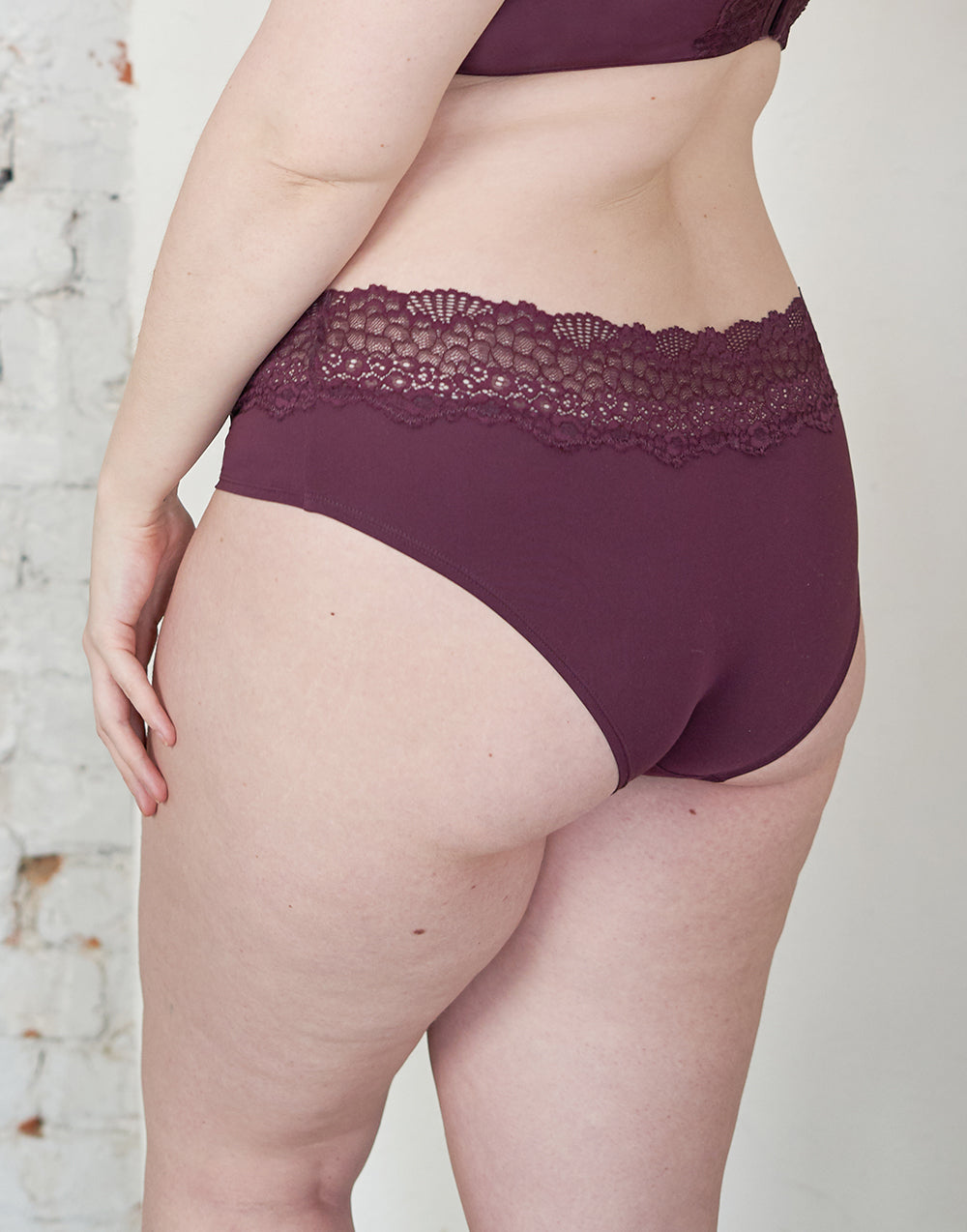 Panty "Pure Lace" maroon