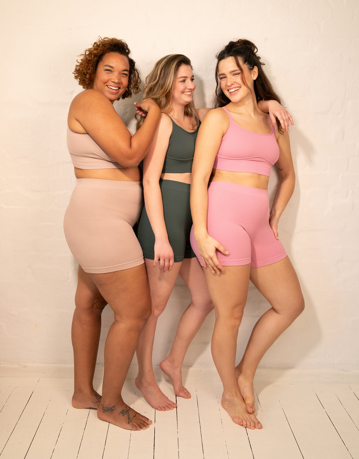 High-Waist-Shorts "Freeda" taupe